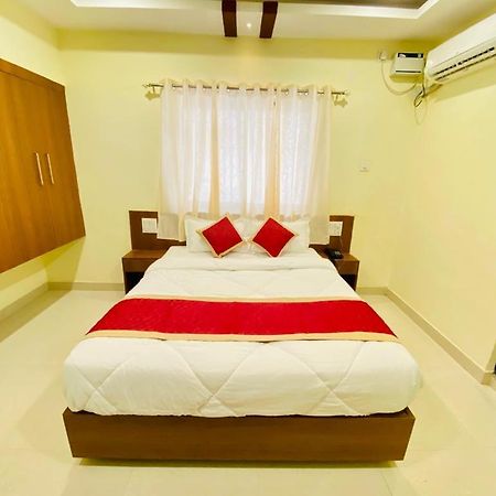 Prabhuvihar Residency Hotel Porvorim Exterior foto
