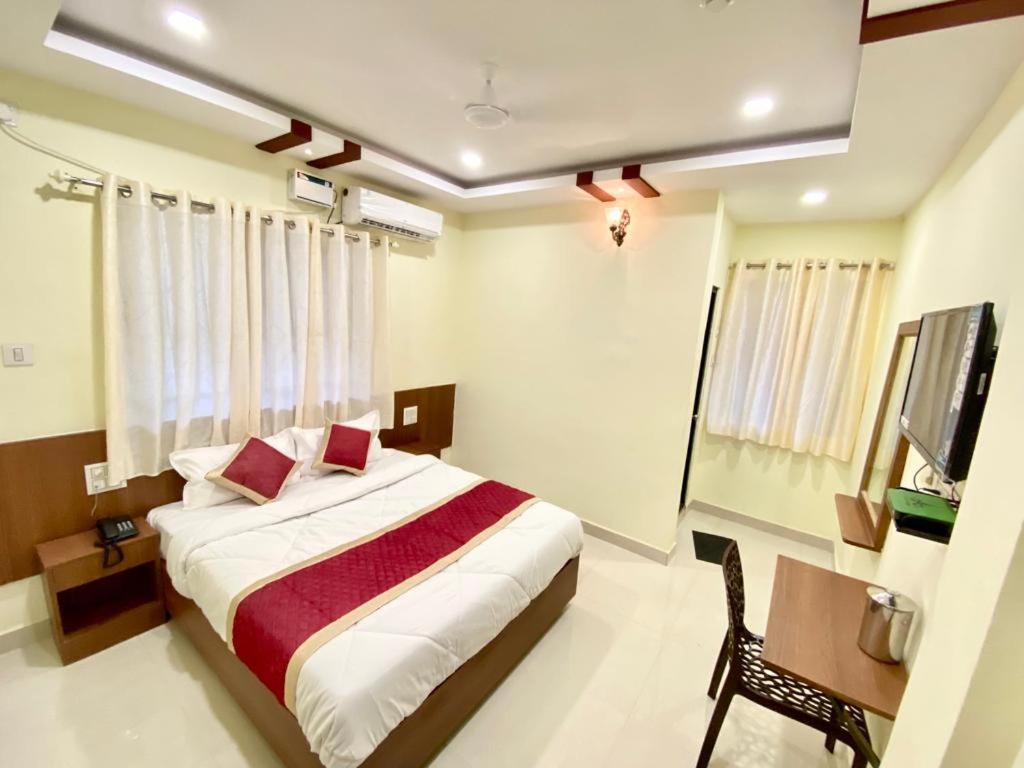 Prabhuvihar Residency Hotel Porvorim Exterior foto