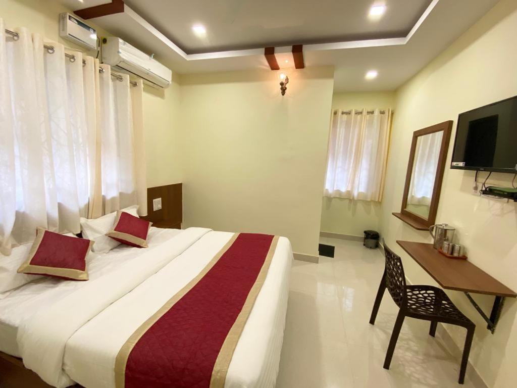 Prabhuvihar Residency Hotel Porvorim Exterior foto