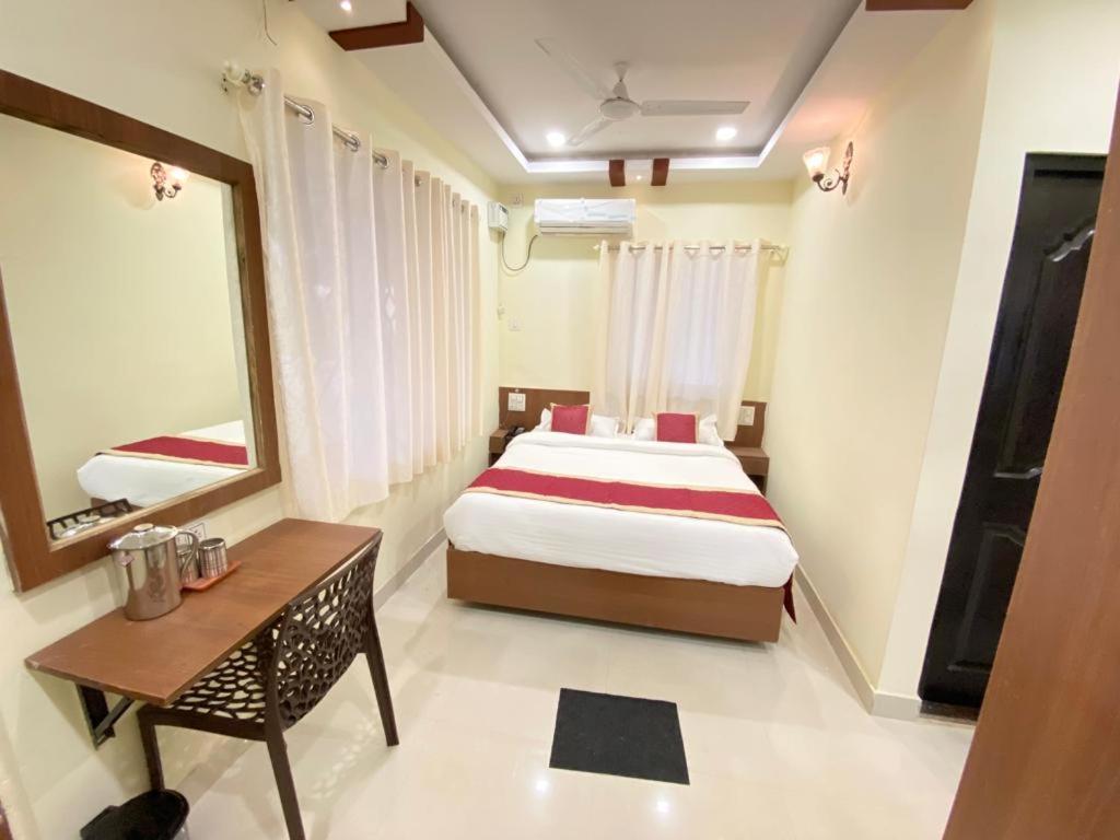 Prabhuvihar Residency Hotel Porvorim Exterior foto
